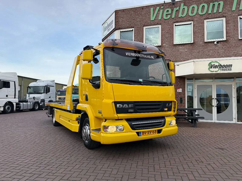 DAF LF 45 LF45-220 Abschelppwagen Falkom mit Anhanger / Schiebeplateau / Brill / Winde / Top Zustand - Treilerveoauto: pilt 2 DAF LF 45 LF45-220 Abschelppwagen Falkom mit Anhanger / Schiebeplateau / Brill / Winde / Top Zustand - Treilerveoauto: pilt 2