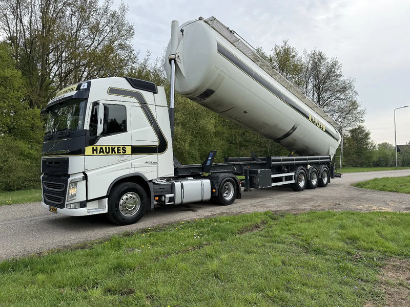Kässbohrer SSK-60 Kipp-Silo 60.000liter TOP ZUSTAND HOLLAND TRAILER!!!!!!!!! - Tsistern poolhaagis: pilt 4 Kässbohrer SSK-60 Kipp-Silo 60.000liter TOP ZUSTAND HOLLAND TRAILER!!!!!!!!! - Tsistern poolhaagis: pilt 4