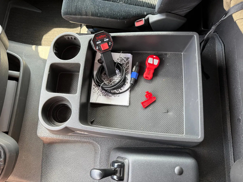 Treilerveoauto Mercedes-Benz Atego 1318 L EURO6 AUTOTRANSPORTER MIT WINDE TOP ZUSTAND HOLLAND TRUCK!!: pilt 12 Treilerveoauto Mercedes-Benz Atego 1318 L EURO6 AUTOTRANSPORTER MIT WINDE TOP ZUSTAND HOLLAND TRUCK!!: pilt 12