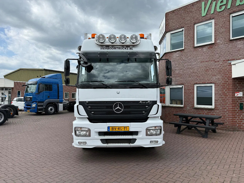 Mercedes-Benz Axor 1824 Axor 1824L mit 7.70m Koffer und Ladebordwand - Kasti veoauto: pilt 2 Mercedes-Benz Axor 1824 Axor 1824L mit 7.70m Koffer und Ladebordwand - Kasti veoauto: pilt 2