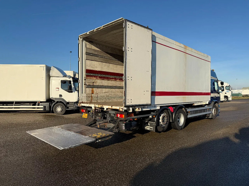 Renault Premium 380.26 6X2 BDF with box and lift - Kasti veoauto: pilt 3 Renault Premium 380.26 6X2 BDF with box and lift - Kasti veoauto: pilt 3