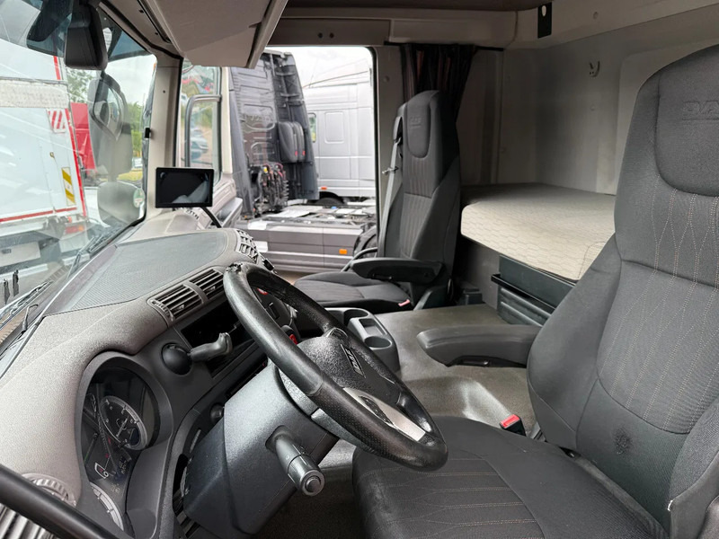DAF CF 410 CF410 4X2 Spacecab - Distributie trekker - Mileuzone - Dealer onderhouden - apk 6-2026 - Sadulveok: pilt 5 DAF CF 410 CF410 4X2 Spacecab - Distributie trekker - Mileuzone - Dealer onderhouden - apk 6-2026 - Sadulveok: pilt 5