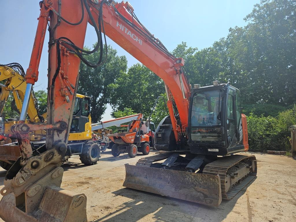HITACHI ZX 135 US - Lintekskavaator: pilt 3 HITACHI ZX 135 US - Lintekskavaator: pilt 3