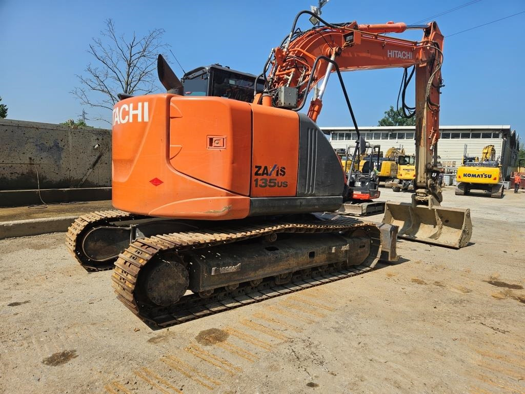 HITACHI ZX 135 US - Lintekskavaator: pilt 5 HITACHI ZX 135 US - Lintekskavaator: pilt 5