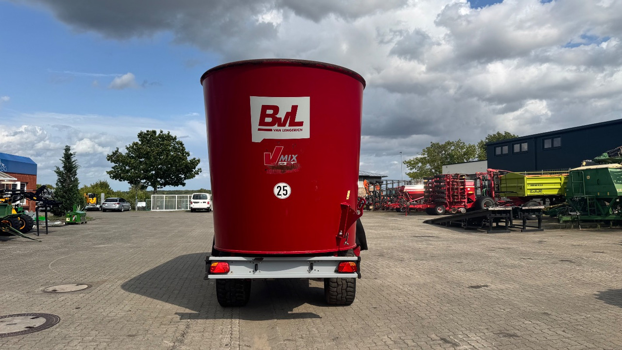 BVL V-Mix 17-2S # top Zustand # - Söödasegamisvanker: pilt 2 BVL V-Mix 17-2S # top Zustand # - Söödasegamisvanker: pilt 2