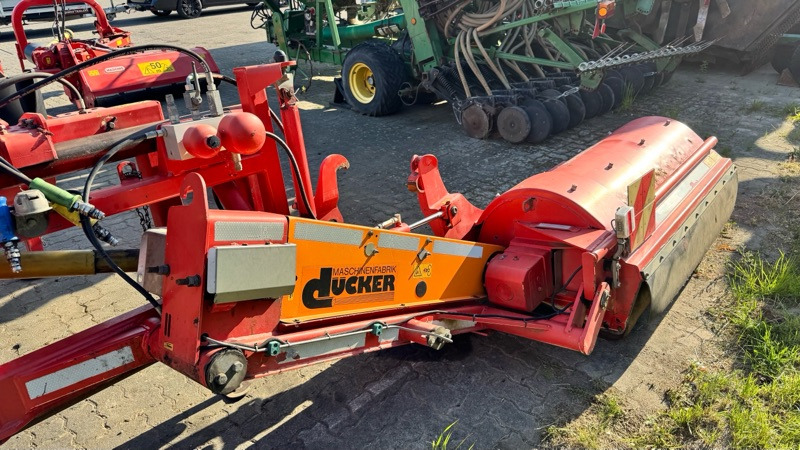 Dücker USM 15 VR4 - Hooldusniiduk: pilt 1 Dücker USM 15 VR4 - Hooldusniiduk: pilt 1