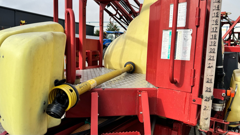 Hardi Commander 2800 Plus 24m - Pritsija: pilt 4 Hardi Commander 2800 Plus 24m - Pritsija: pilt 4