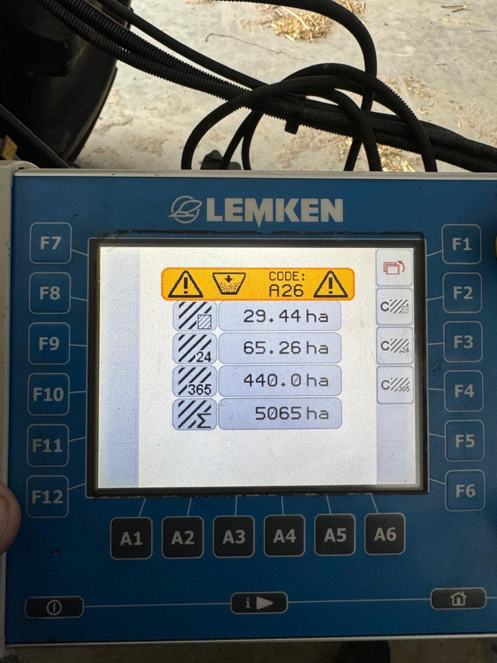 Lemken Compact Solitair 9/400 Zirkon 10 starr - Kombain-külvimasin: pilt 2 Lemken Compact Solitair 9/400 Zirkon 10 starr - Kombain-külvimasin: pilt 2