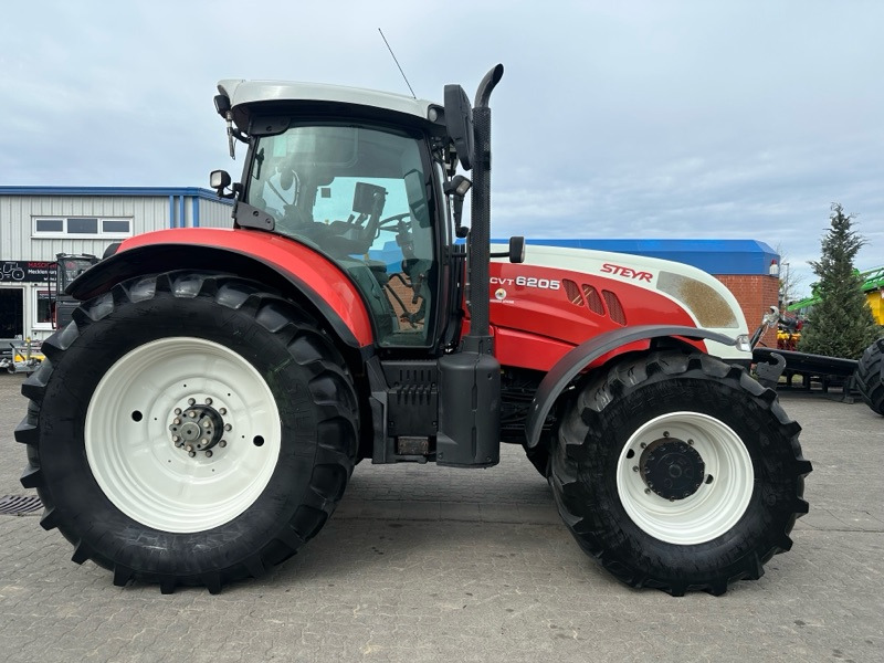 Steyr CVT 6205 - Traktor: pilt 1 Steyr CVT 6205 - Traktor: pilt 1