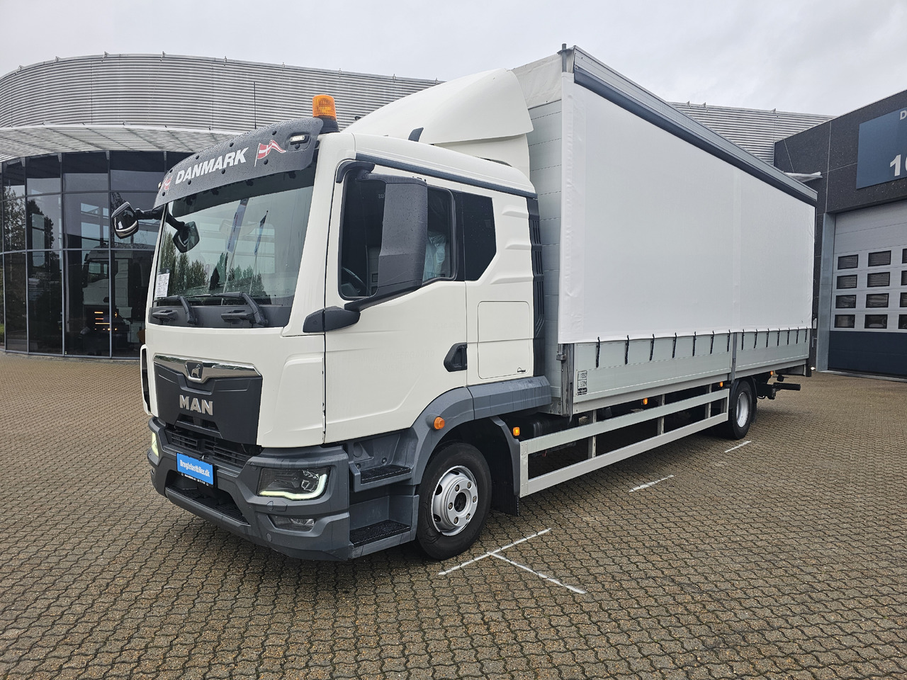 MAN TGL 12.250 - Tent veoauto: pilt 1 MAN TGL 12.250 - Tent veoauto: pilt 1