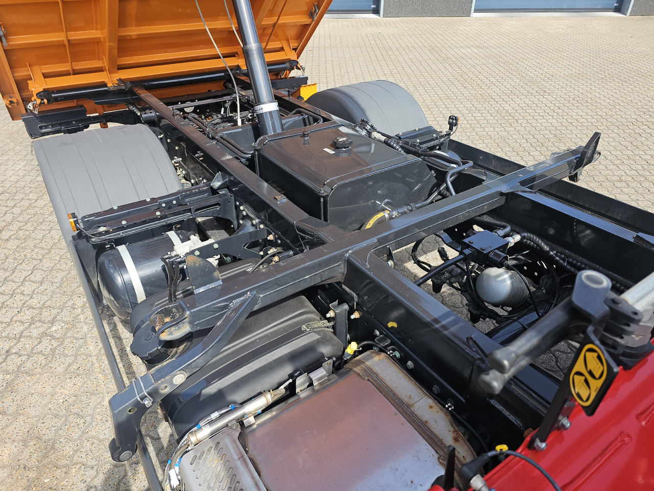 Kallurauto, Kraanaga veoauto MAN TGL 8.220: pilt 26