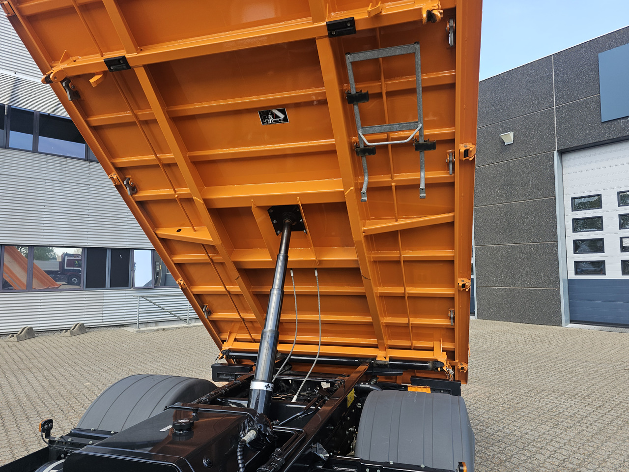 Kallurauto, Kraanaga veoauto MAN TGL 8.220: pilt 29