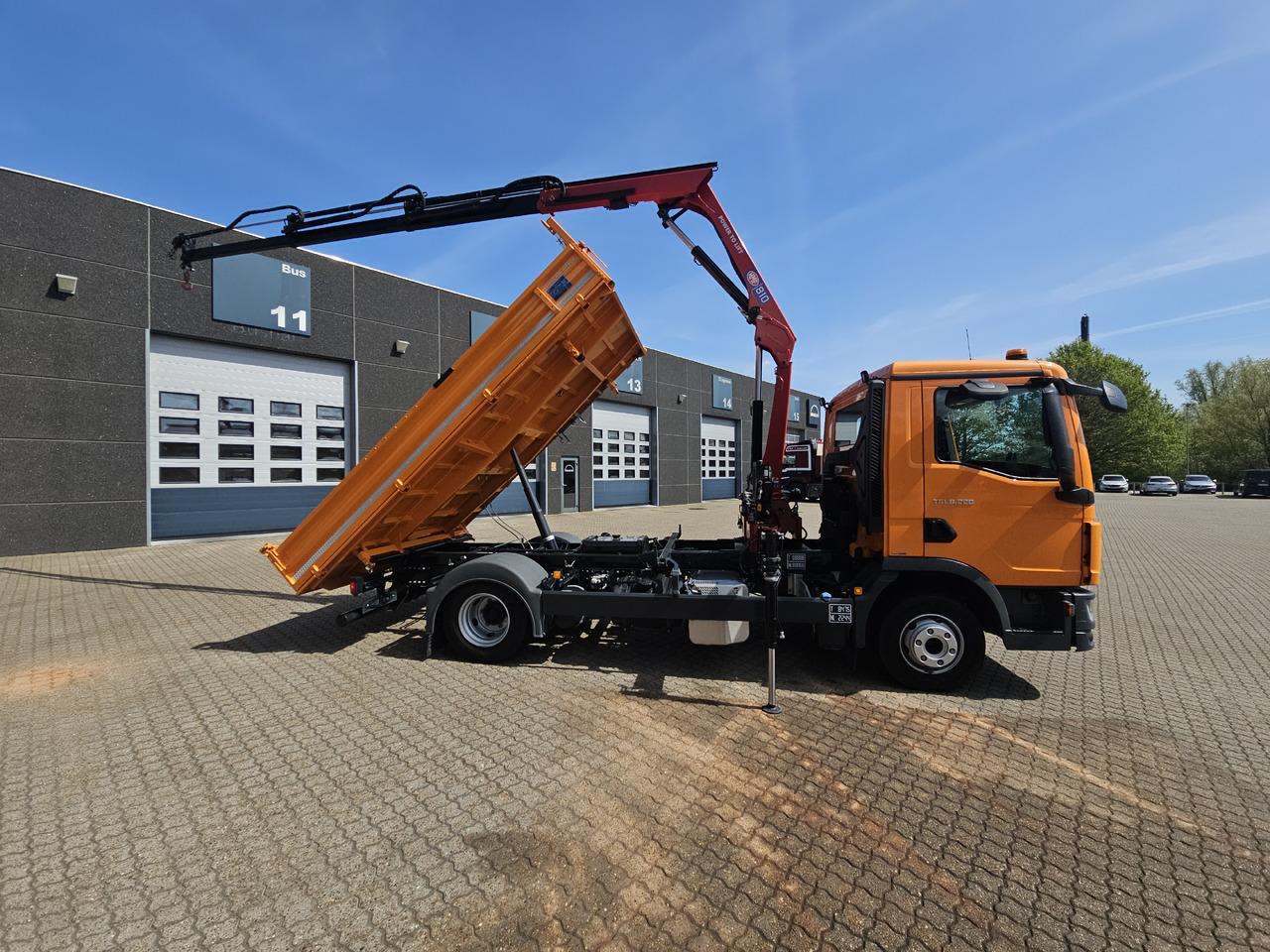 Kallurauto, Kraanaga veoauto MAN TGL 8.220: pilt 24