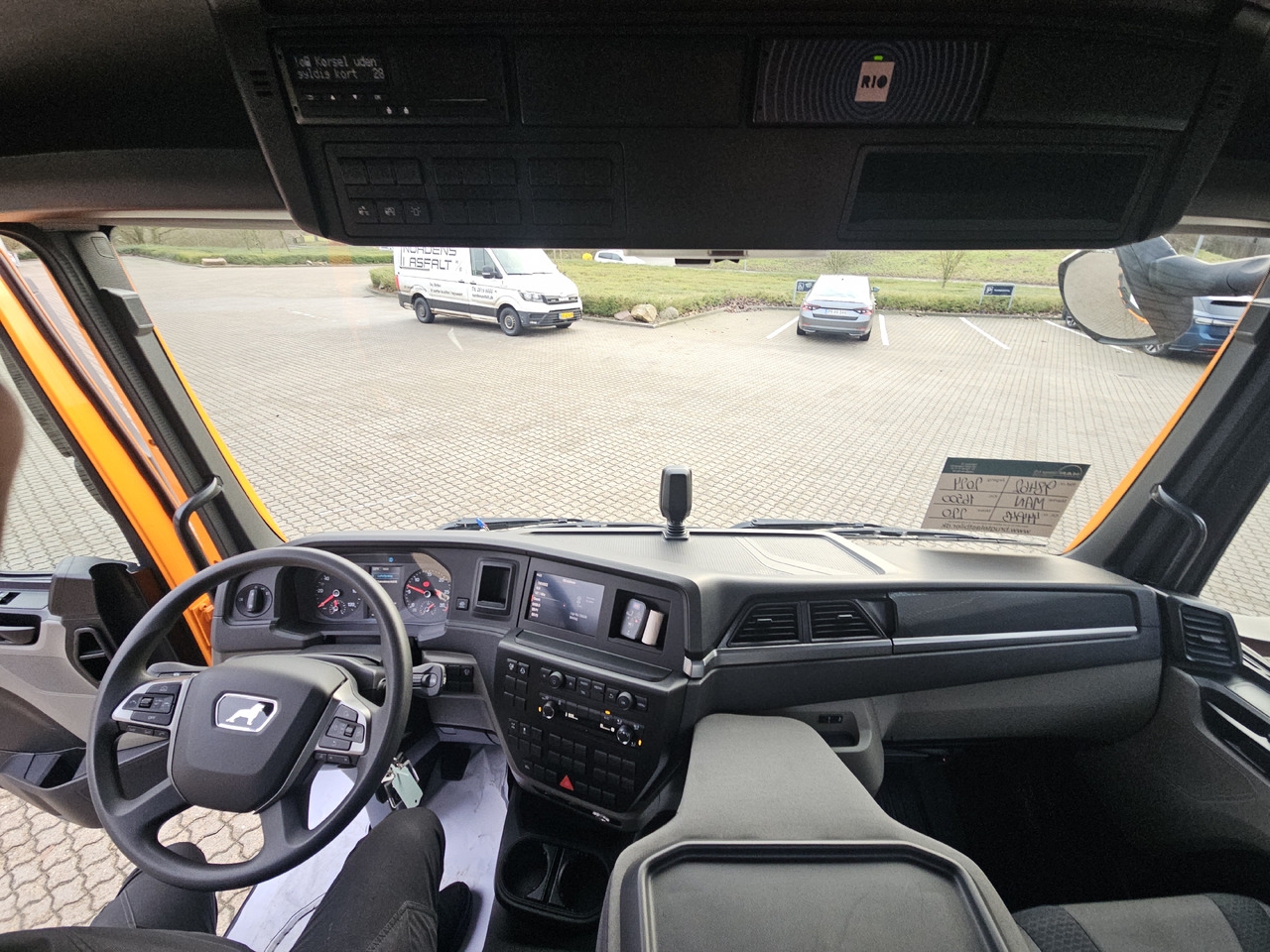 Kallurauto, Kraanaga veoauto MAN TGL 8.220: pilt 19