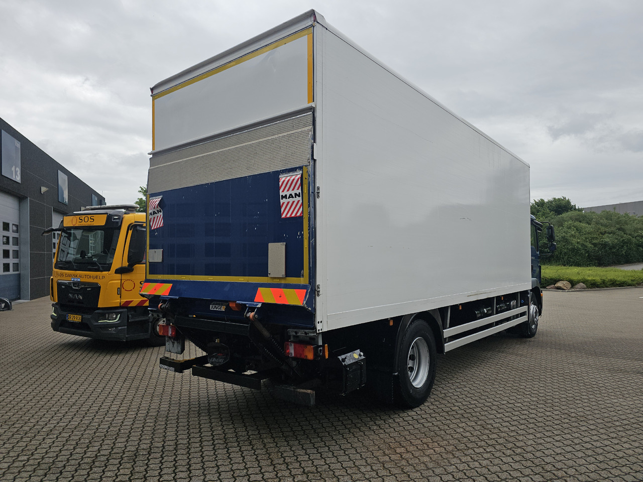MAN TGM 18.290 - Kasti veoauto: pilt 4 MAN TGM 18.290 - Kasti veoauto: pilt 4