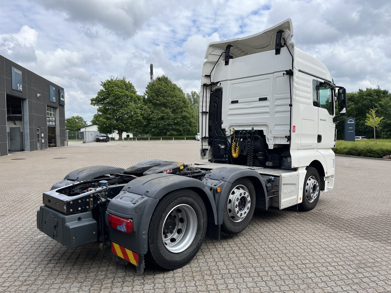 MAN TGX 26.470 6x2-2 - Sadulveok: pilt 3 MAN TGX 26.470 6x2-2 - Sadulveok: pilt 3