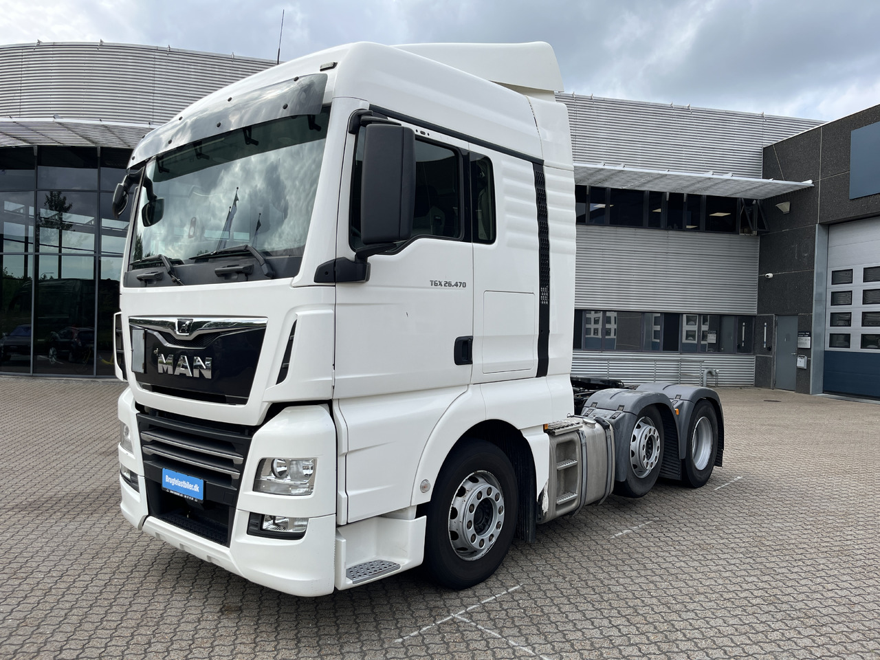 MAN TGX 26.470 6x2-2 - Sadulveok: pilt 1 MAN TGX 26.470 6x2-2 - Sadulveok: pilt 1