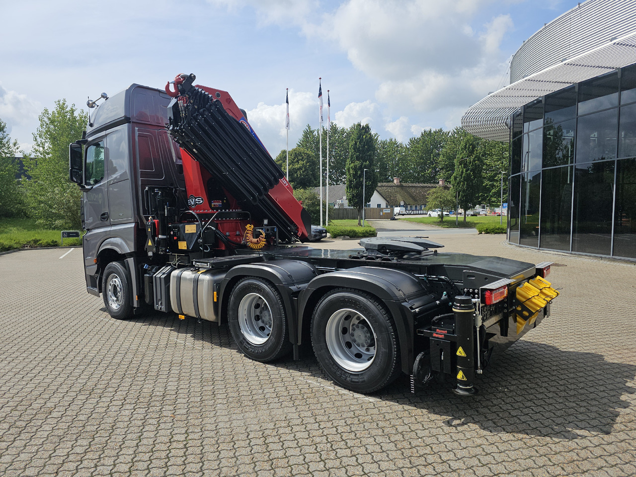 Mercedes Arocs 2653 6x4 40 T-mtr. - Sadulveok: pilt 3 Mercedes Arocs 2653 6x4 40 T-mtr. - Sadulveok: pilt 3