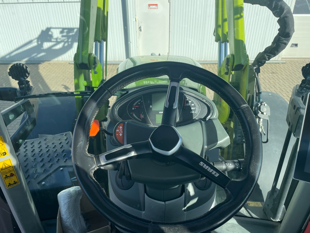 CLAAS Arion 660 CMATIC - Traktor: pilt 5 CLAAS Arion 660 CMATIC - Traktor: pilt 5