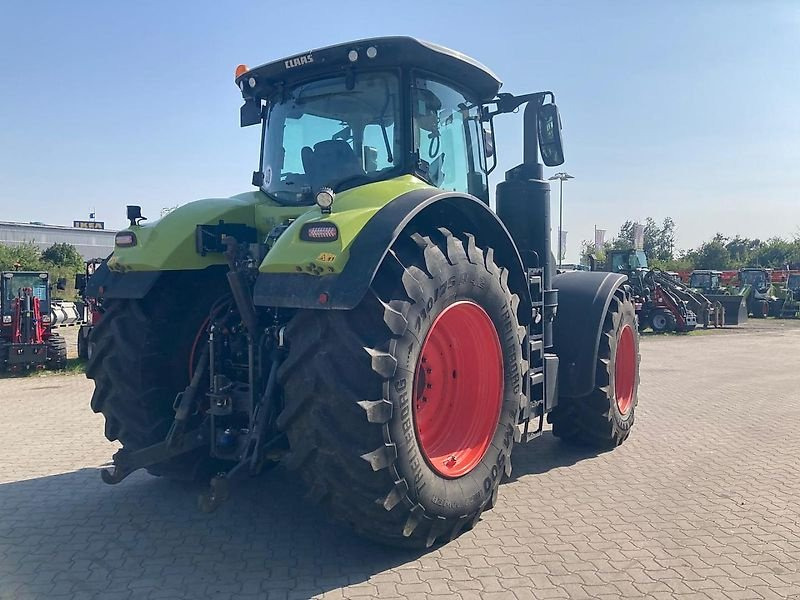 CLAAS Axion 930 - Traktor: pilt 3 CLAAS Axion 930 - Traktor: pilt 3