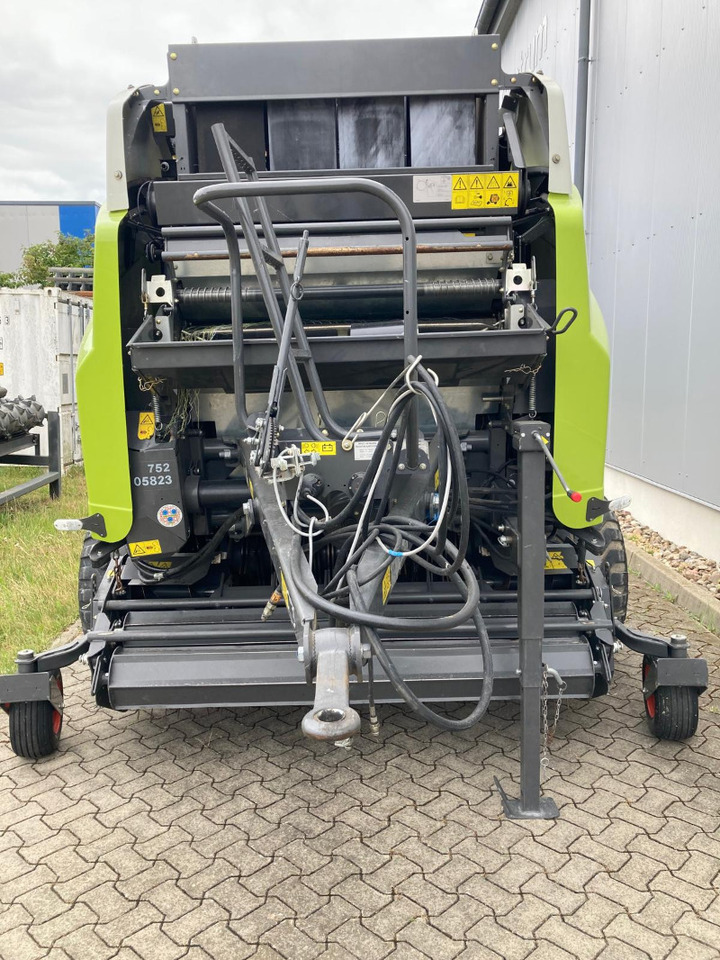 CLAAS Variant 485 RC PRO - Heinapress, ümmargune: pilt 2 CLAAS Variant 485 RC PRO - Heinapress, ümmargune: pilt 2