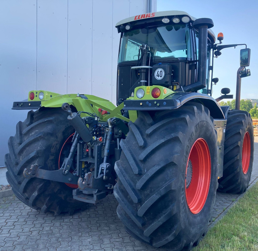 CLAAS Xerion 3800 TRAC VC - Traktor: pilt 2 CLAAS Xerion 3800 TRAC VC - Traktor: pilt 2