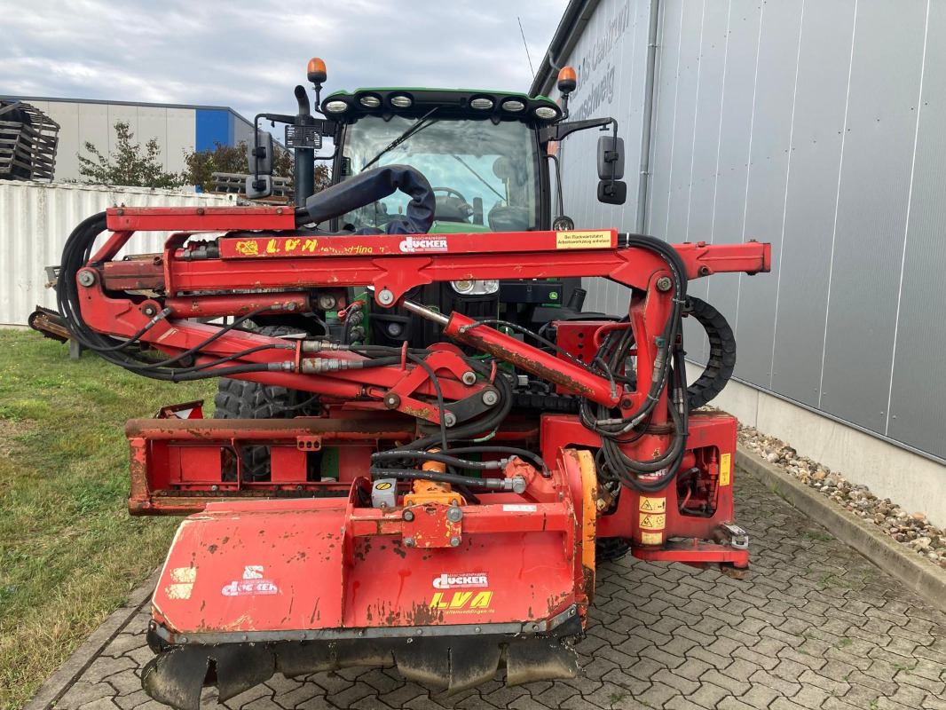 John Deere 6110R - Traktor: pilt 2 John Deere 6110R - Traktor: pilt 2