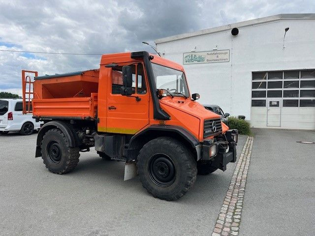 Kallurauto Mercedes-Benz Unimog 418/10 Winterdienst2000: pilt 8