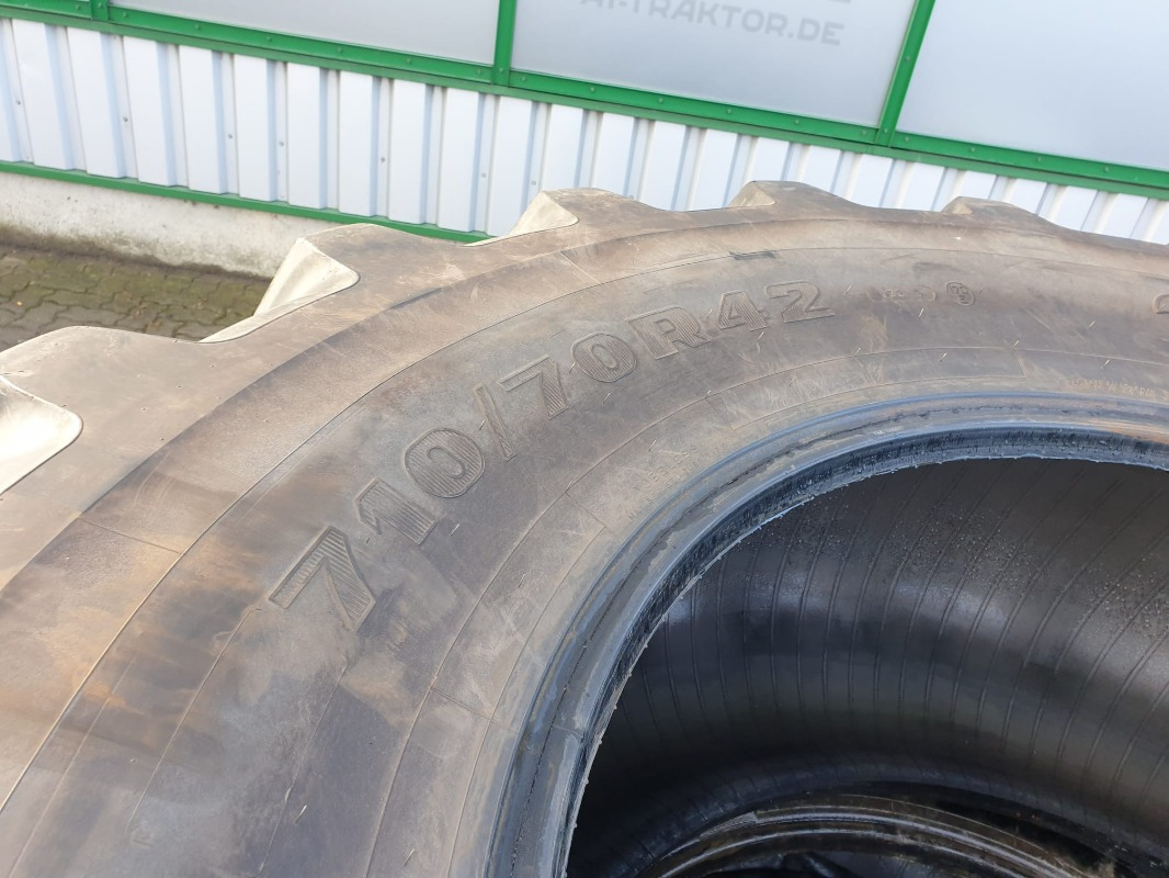 Firestone 710/70R42 - Rehvid ja veljed - Põllutööseade: pilt 3 Firestone 710/70R42 - Rehvid ja veljed - Põllutööseade: pilt 3