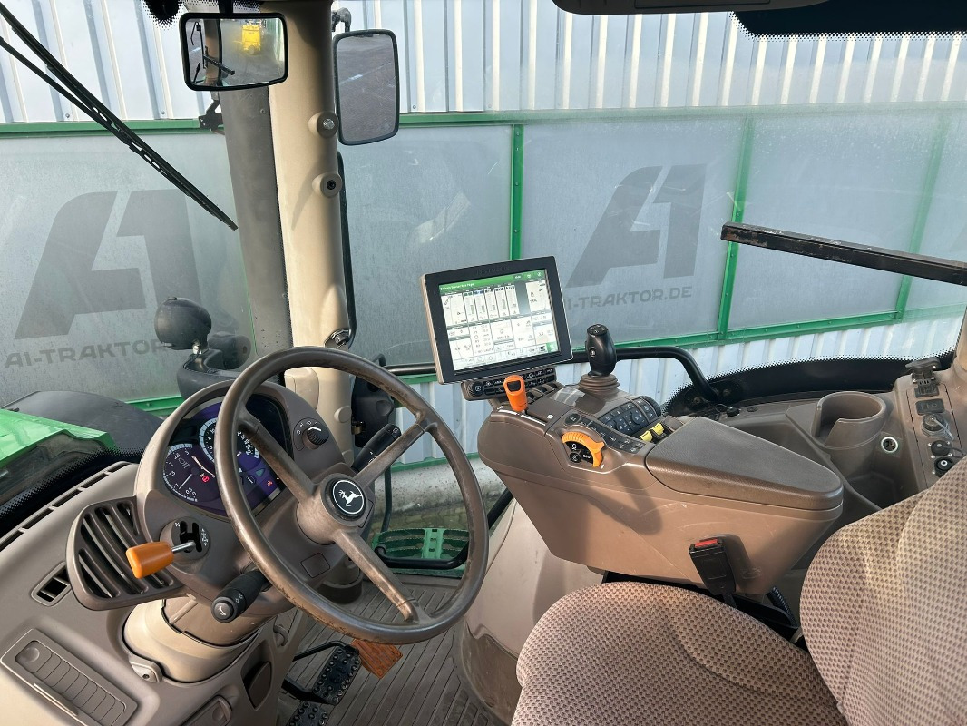 John Deere 6215R - Traktor: pilt 4 John Deere 6215R - Traktor: pilt 4