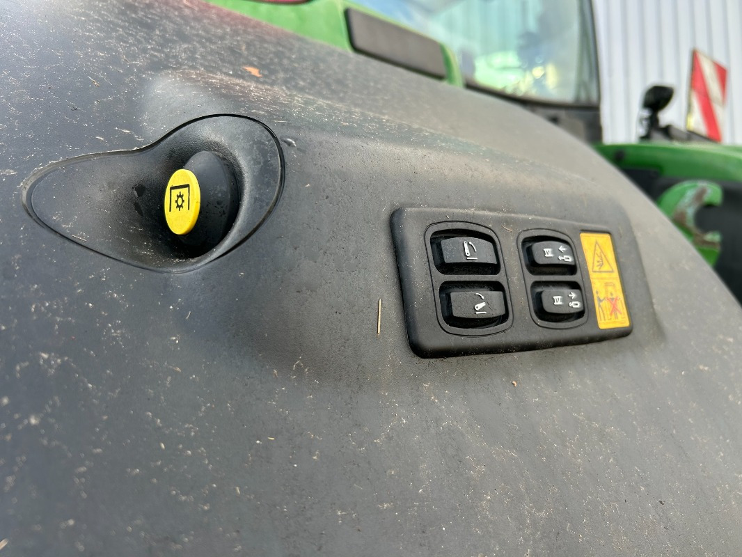 John Deere 6R 250 *MIETRÜCKLÄUFER* - Traktor: pilt 3 John Deere 6R 250 *MIETRÜCKLÄUFER* - Traktor: pilt 3