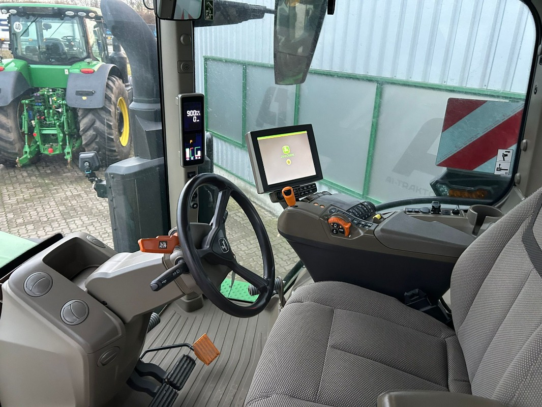 John Deere 7R 330 e23 - Traktor: pilt 5 John Deere 7R 330 e23 - Traktor: pilt 5