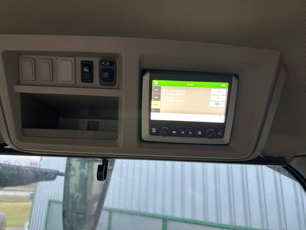 John Deere 7R 330 e23 - Traktor: pilt 2 John Deere 7R 330 e23 - Traktor: pilt 2