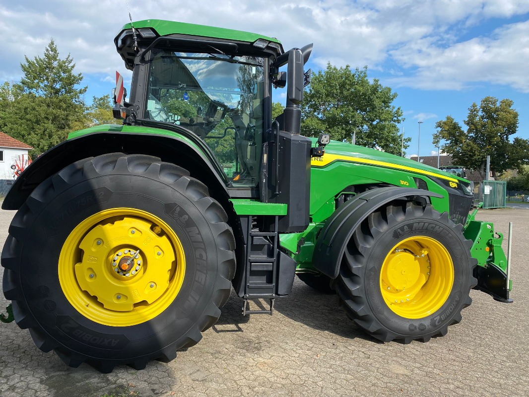 John Deere 8R 310 **Sonderfinanzierung 1,60%** - Traktor: pilt 2 John Deere 8R 310 **Sonderfinanzierung 1,60%** - Traktor: pilt 2