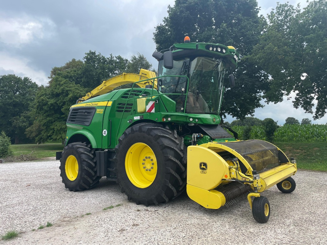 John Deere 9600i mit Kemper 460 Plus und PU 639 - Saagikoristusmasin: pilt 1 John Deere 9600i mit Kemper 460 Plus und PU 639 - Saagikoristusmasin: pilt 1