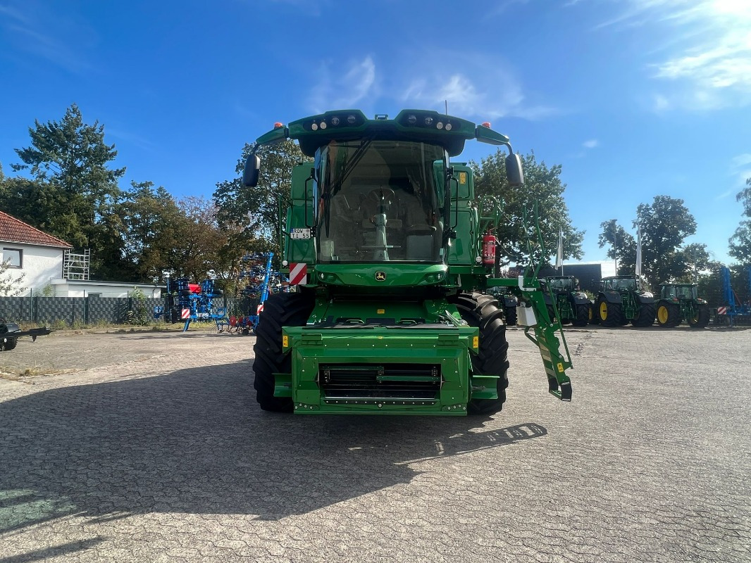 John Deere T560 - Kombain: pilt 2 John Deere T560 - Kombain: pilt 2
