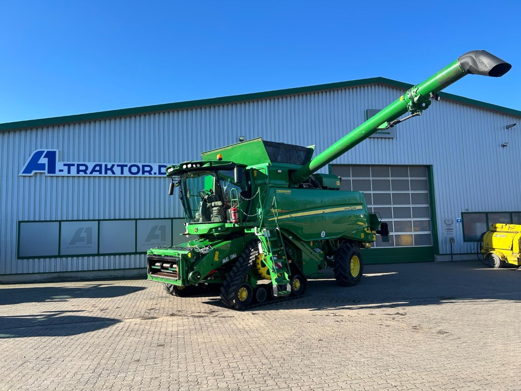 Kombain John Deere T660: pilt 1