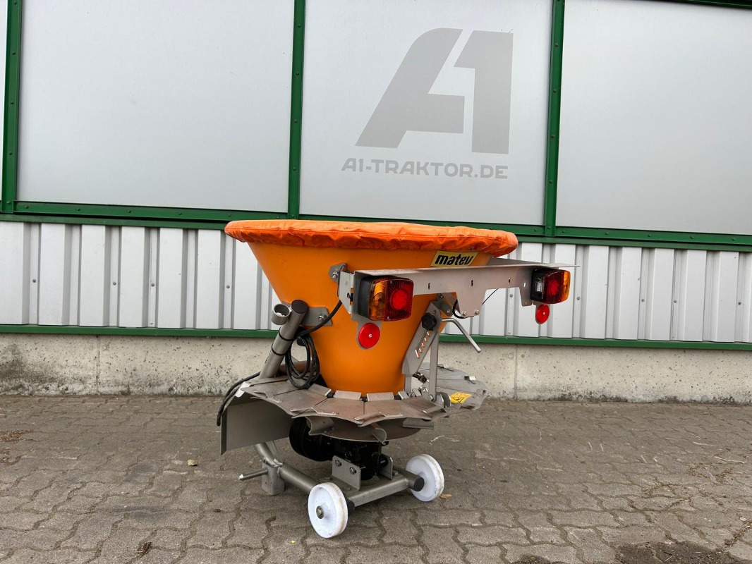 Matev SPR-H/M 125 IX - Liiva-/ Soolajaotur: pilt 1 Matev SPR-H/M 125 IX - Liiva-/ Soolajaotur: pilt 1
