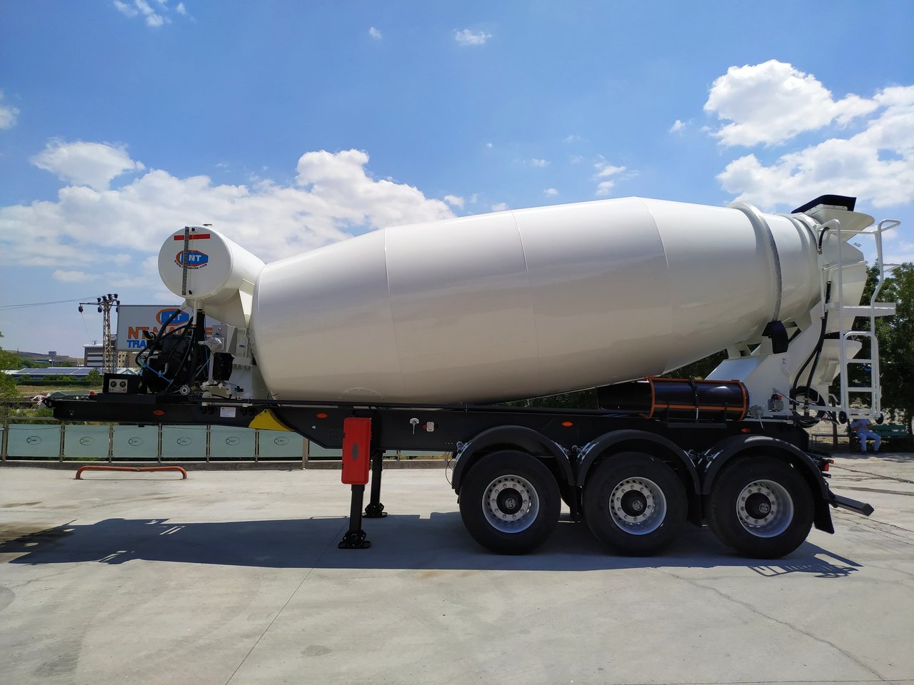 NT MAKINA TRAILERMIXER - Betooniveo poolhaagis: pilt 2 NT MAKINA TRAILERMIXER - Betooniveo poolhaagis: pilt 2