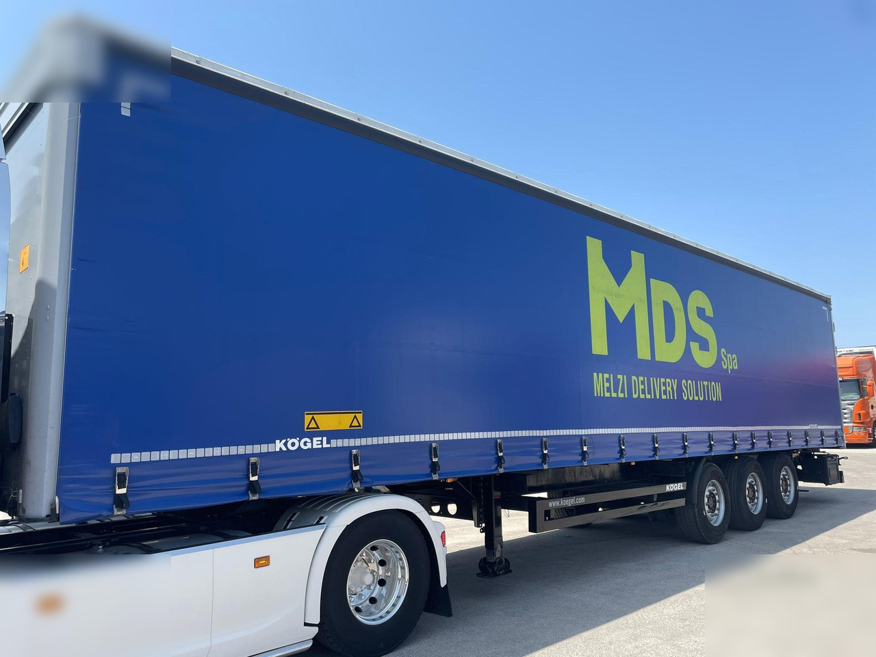 KÖGEL - Tentpoolhaagis: pilt 4 KÖGEL - Tentpoolhaagis: pilt 4