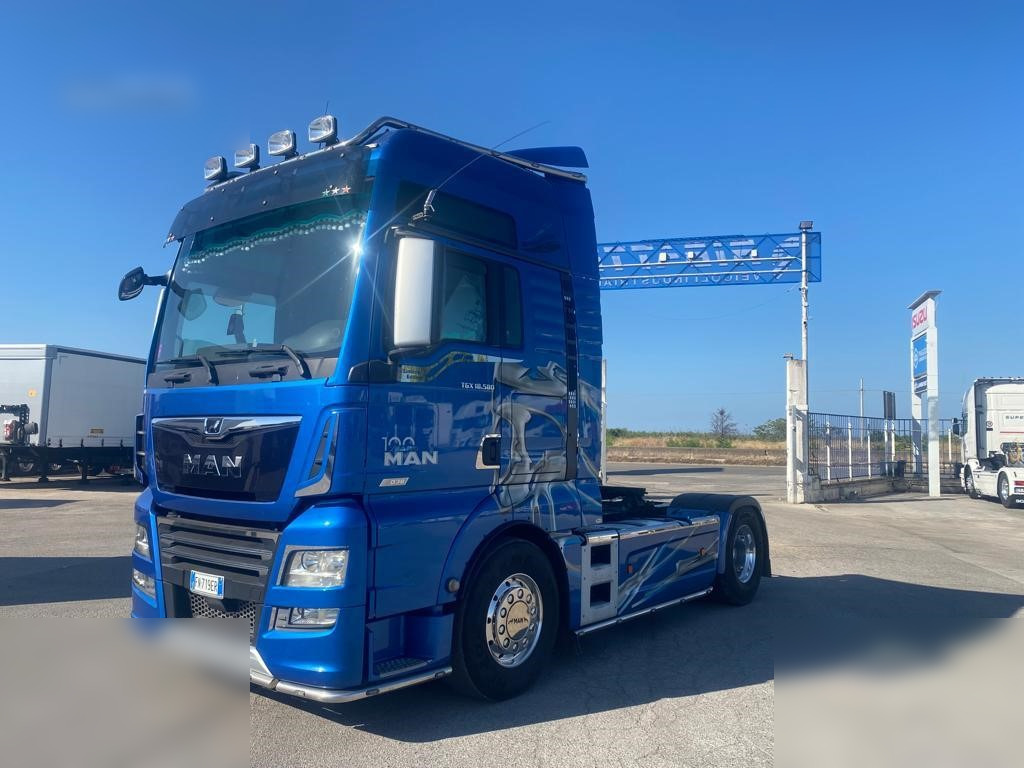 MAN TGX 18.580 - Sadulveok: pilt 1 MAN TGX 18.580 - Sadulveok: pilt 1