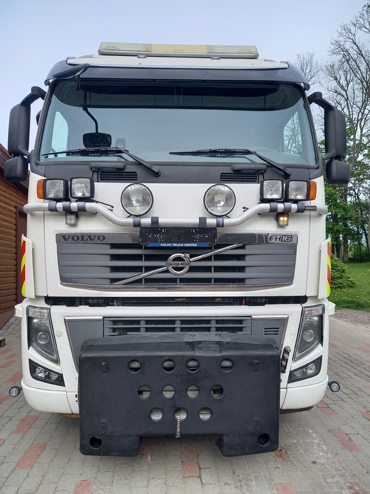 VOLVO FH16, 8x4, BIG AXLES, RETARDER, GW 39500 KG - Kallurauto: pilt 4 VOLVO FH16, 8x4, BIG AXLES, RETARDER, GW 39500 KG - Kallurauto: pilt 4