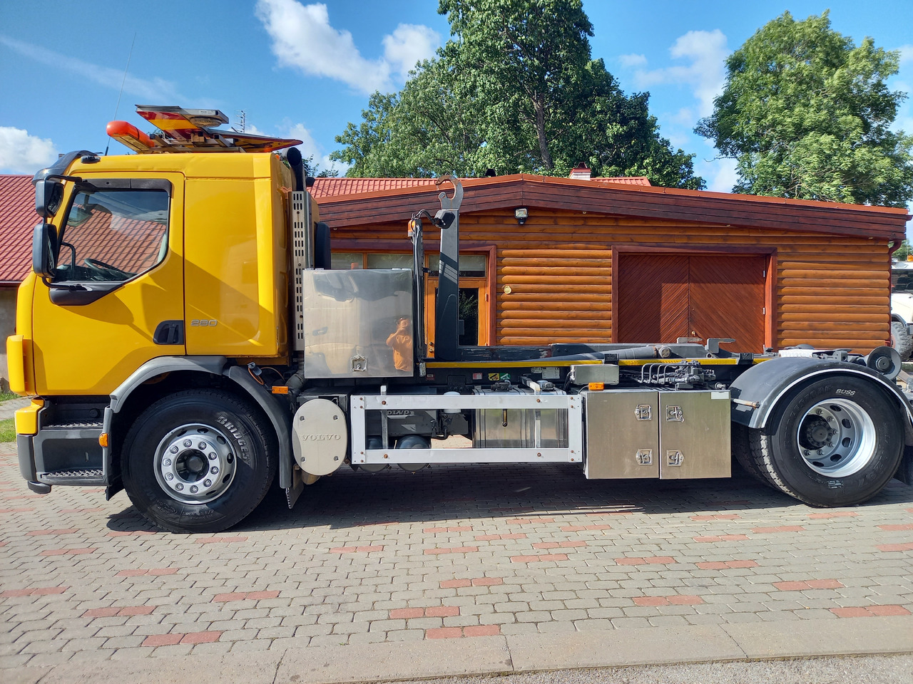 Volvo FE 280, 4x2, Hooklift - Konkstõstukiga veoauto: pilt 2 Volvo FE 280, 4x2, Hooklift - Konkstõstukiga veoauto: pilt 2