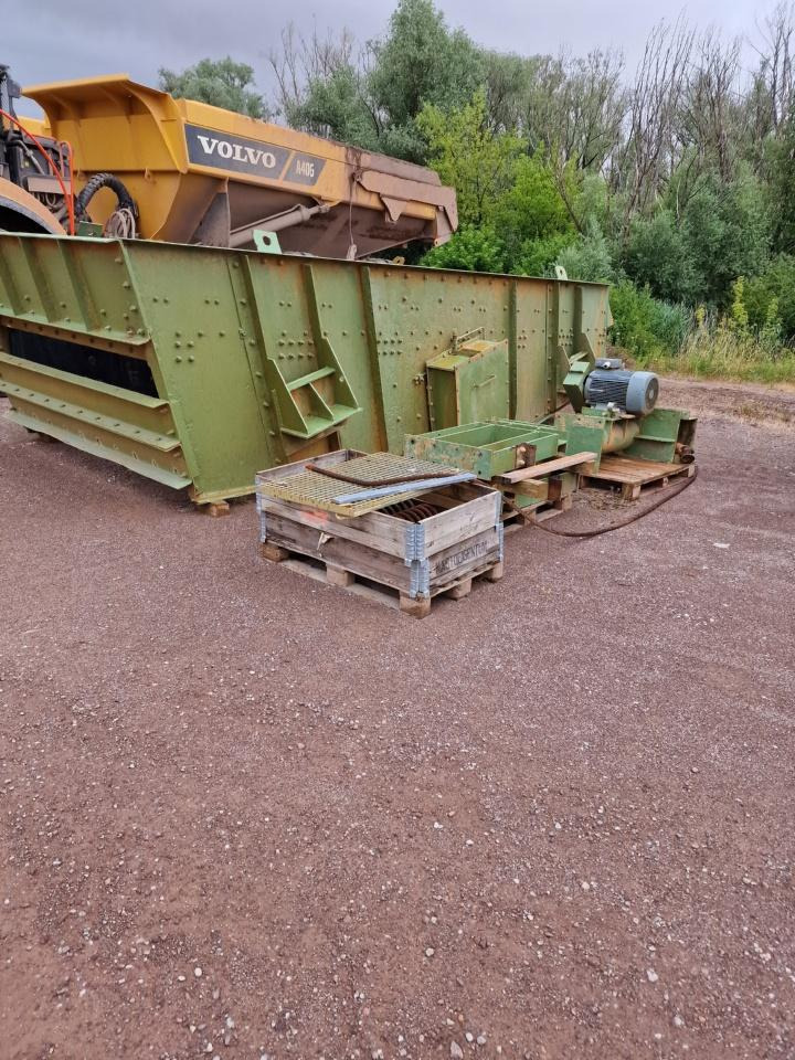 Stichweh 6m Eindeck Siebmaschine 2,4 m × 6 m - Sõeluja: pilt 5 Stichweh 6m Eindeck Siebmaschine 2,4 m × 6 m - Sõeluja: pilt 5