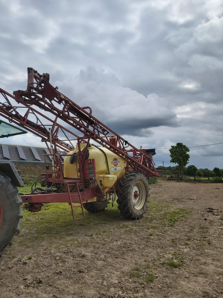 Hardi Commander 4200 - Järelveetav pritsija: pilt 1 Hardi Commander 4200 - Järelveetav pritsija: pilt 1