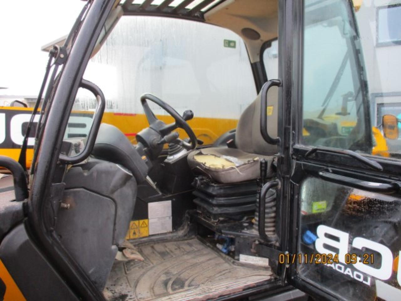 Teleskooplaadur JCB 531-70 Agri: pilt 13