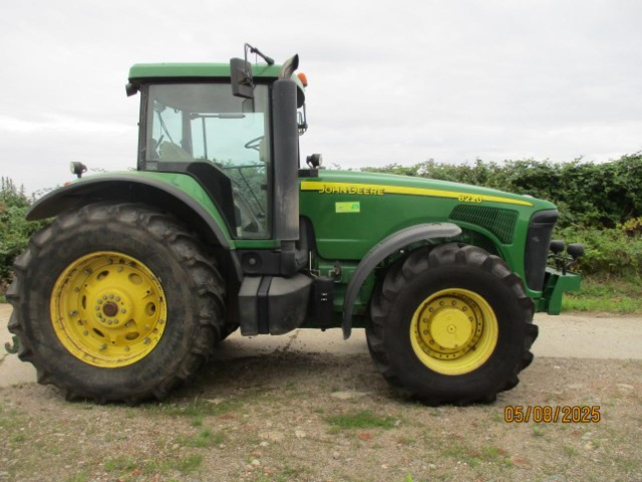 John Deere 8220 Power Schift 7290 Std. - Traktor: pilt 2 John Deere 8220 Power Schift 7290 Std. - Traktor: pilt 2
