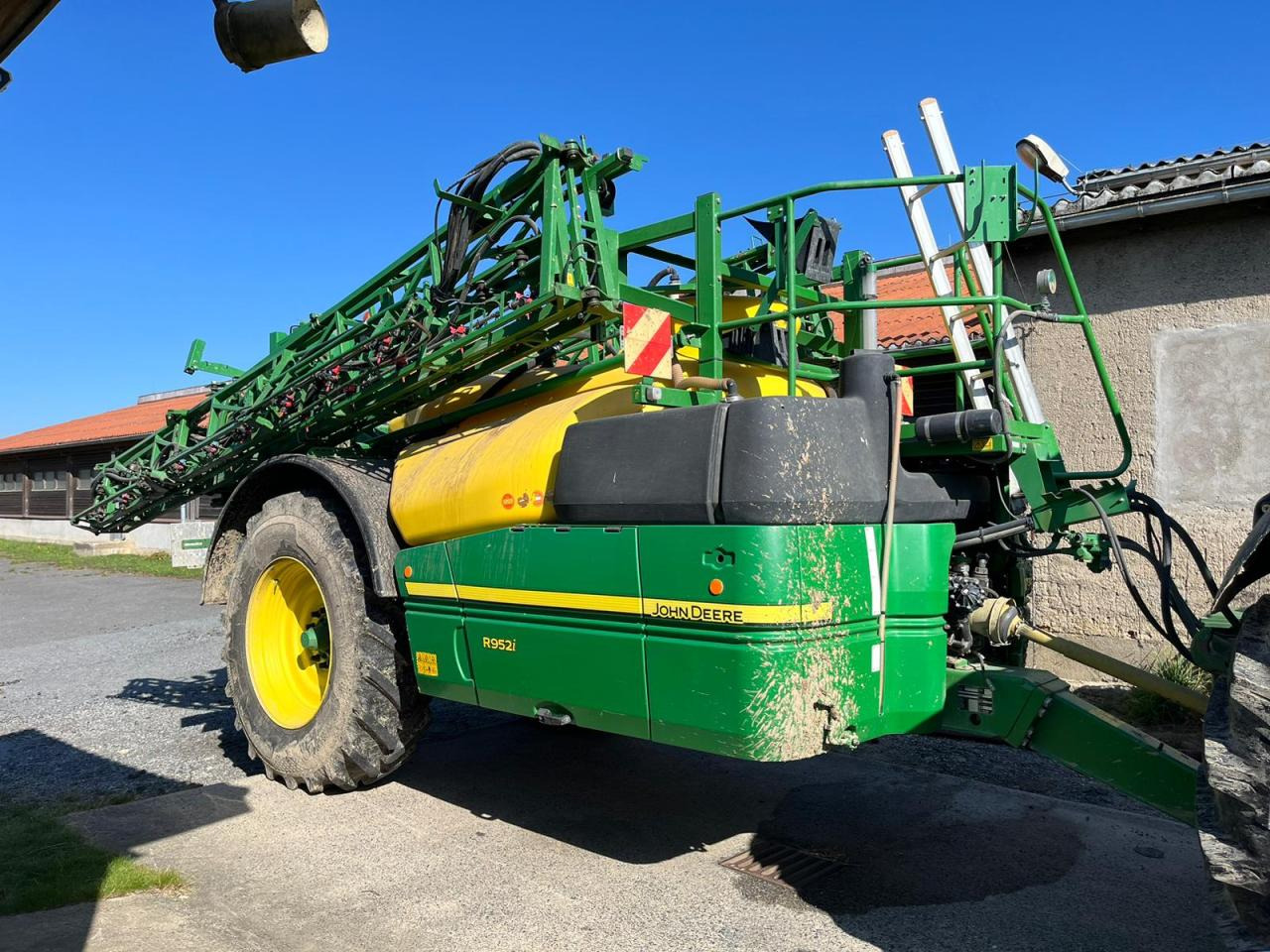 John Deere R962I - Järelveetav pritsija: pilt 1 John Deere R962I - Järelveetav pritsija: pilt 1