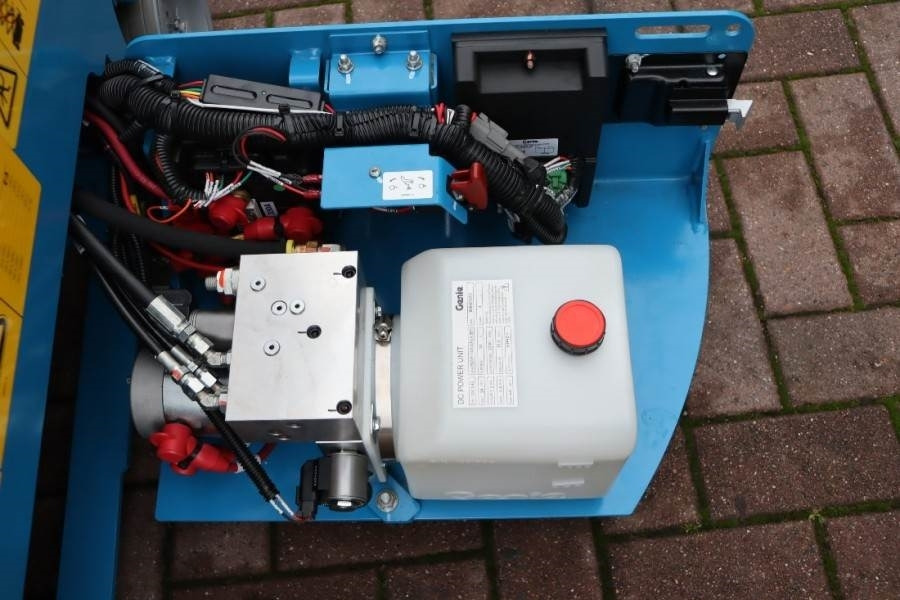 Genie GS1330M All-Electric DC Drive, 5.9m Working Height - Käärlift: pilt 4 Genie GS1330M All-Electric DC Drive, 5.9m Working Height - Käärlift: pilt 4