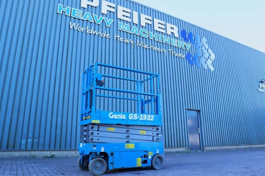 Genie GS1932 Electric, Working Height 7.8 m, 227kg Capac  - Käärlift: pilt 1 Genie GS1932 Electric, Working Height 7.8 m, 227kg Capac  - Käärlift: pilt 1